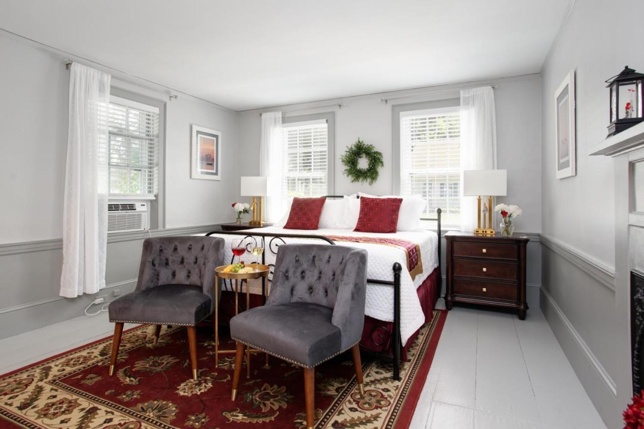 Inn On Main Yarmouth Bagian luar foto